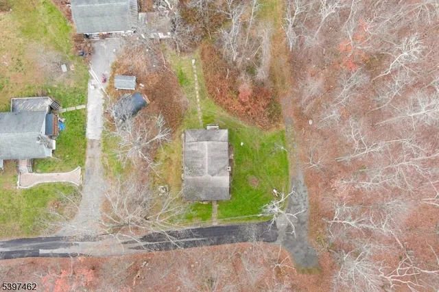 $210,000 | 4 Woodlawn Avenue, Branchville, NJ 07826