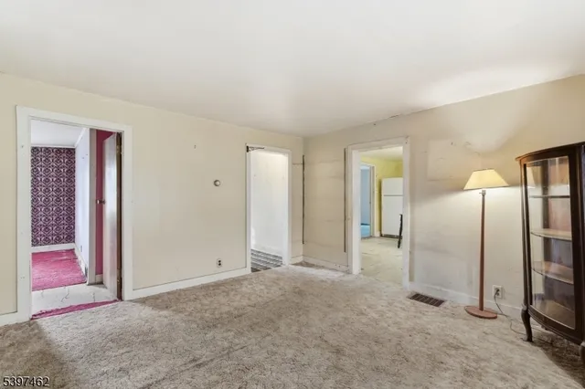 $210,000 | 4 Woodlawn Avenue, Branchville, NJ 07826