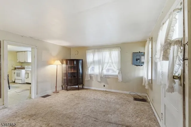 $210,000 | 4 Woodlawn Avenue, Branchville, NJ 07826