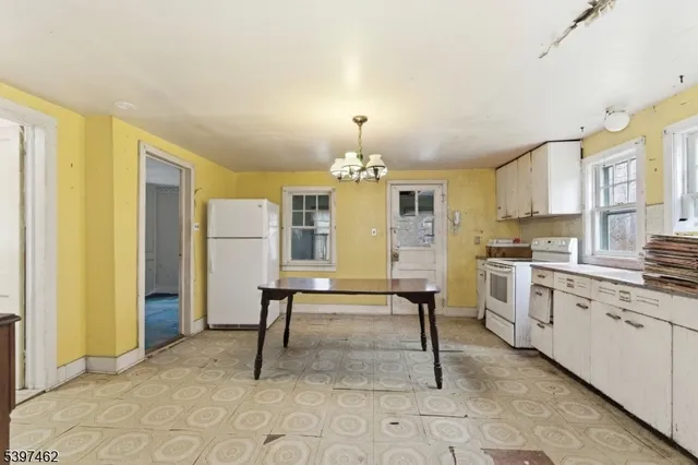 $210,000 | 4 Woodlawn Avenue, Branchville, NJ 07826