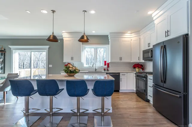 $999,900 | Lot7 Deerwood Road, Oxford, CT 06478