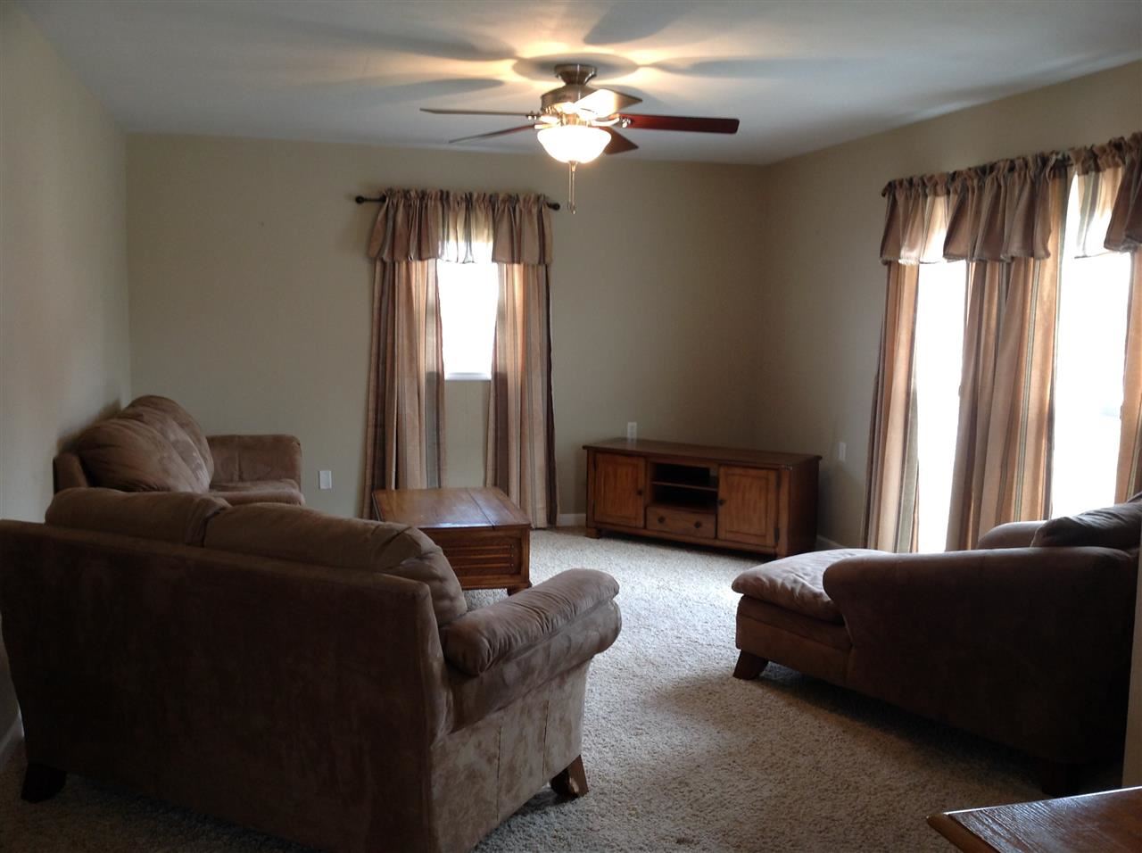 1513 R Street Bedford, IN 47421 - Photo 7 of 8 Gallery Image 7