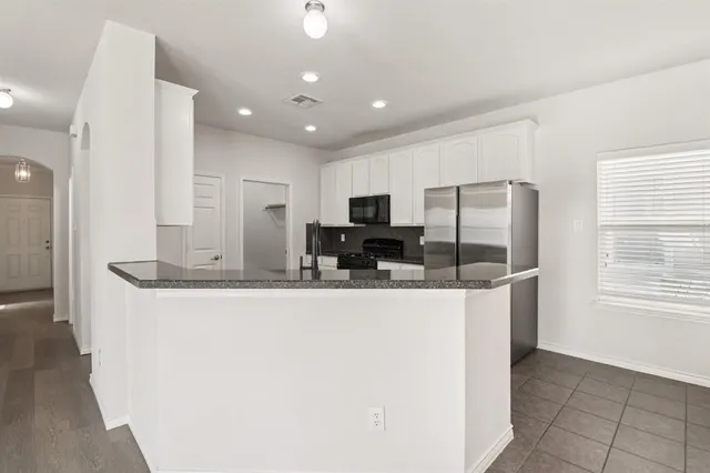 $360,000 | 1157 Appalachian Lane, Savannah, TX 76227