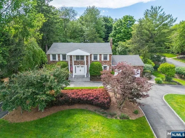 $1,899,900 | 1051 Westwood Avenue, Old Tappan, NJ 07675