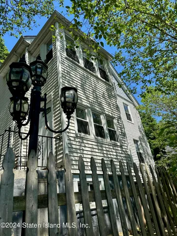 $730,000 | 580 Van Duzer Street | Grymes Hill