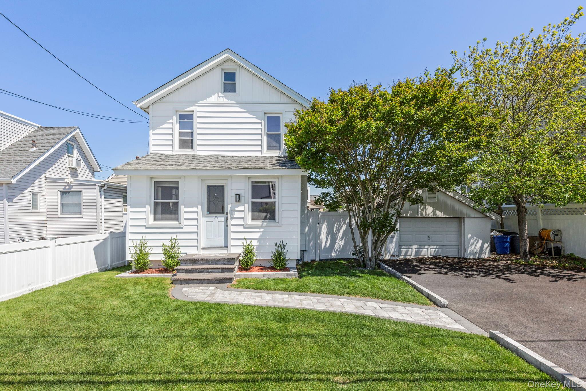 102 Clubhouse Road Bellmore, NY 11710 - Photo 1 of 23
