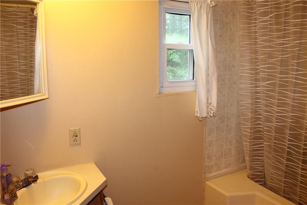 58 Old Falls Pond Road Alfred, ME 04002 - Photo 22 of 33 Master Bathroom