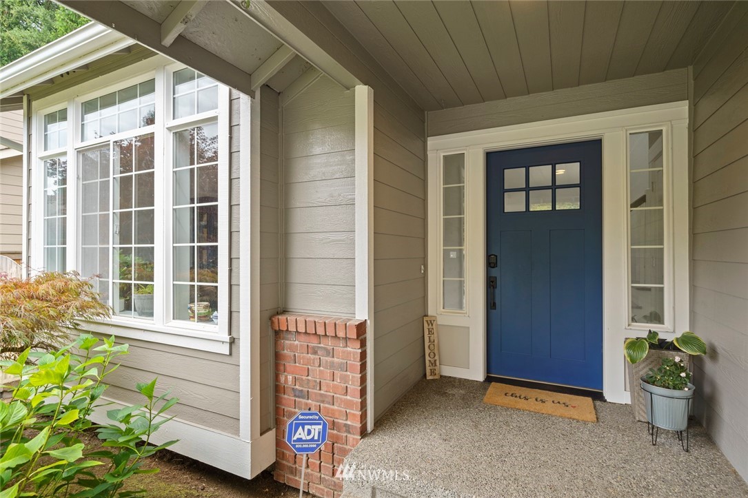 19831 30th Drive Southeast Bothell, WA 98012 - Photo 3 of 29 Gallery Image 3