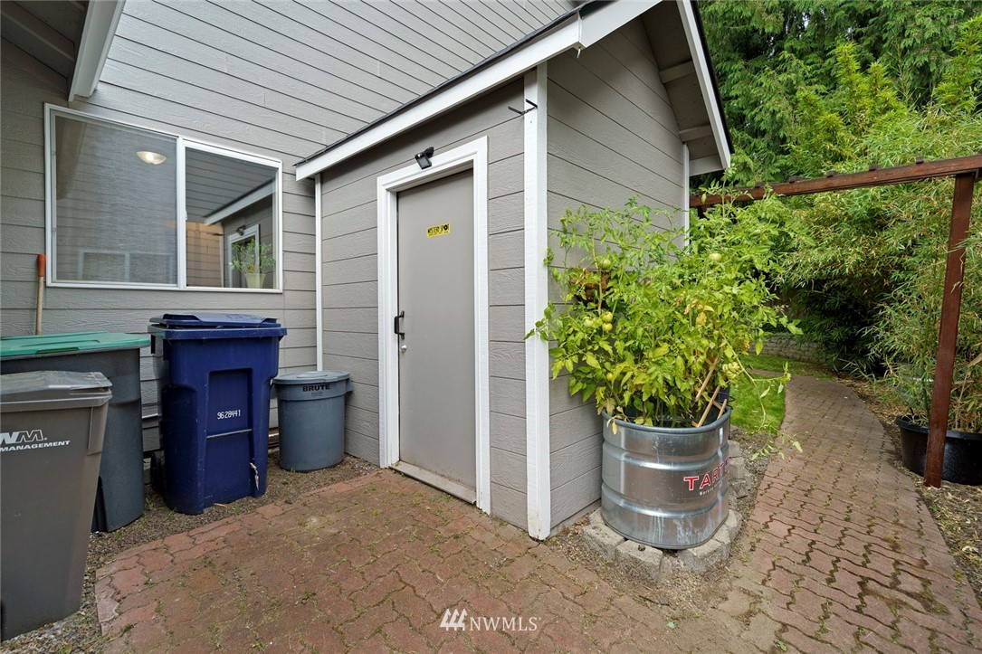 19831 30th Drive Southeast Bothell, WA 98012 - Photo 26 of 29 Gallery Image 26