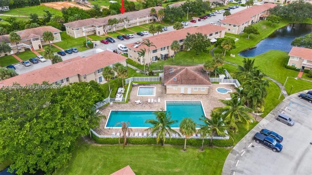 $1,750 | 1016 Twin Lakes Drive, Unit 20G, Coral Springs, FL 33071