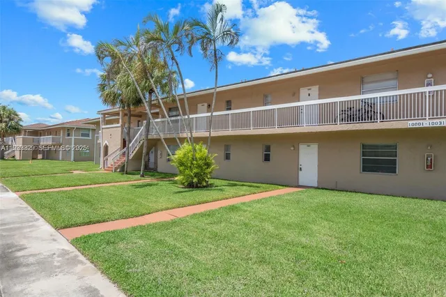 $1,750 | 1016 Twin Lakes Drive, Unit 20G, Coral Springs, FL 33071