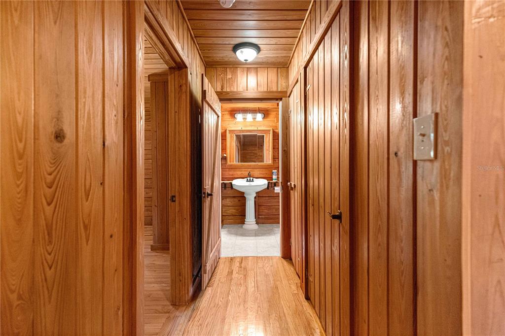 9145 Northwest 193rd Street Micanopy, FL 32667 - Photo 22 of 88