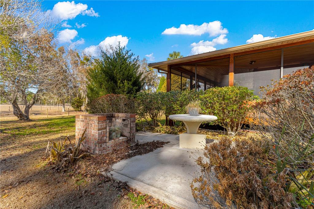 9145 Northwest 193rd Street Micanopy, FL 32667 - Photo 7 of 88