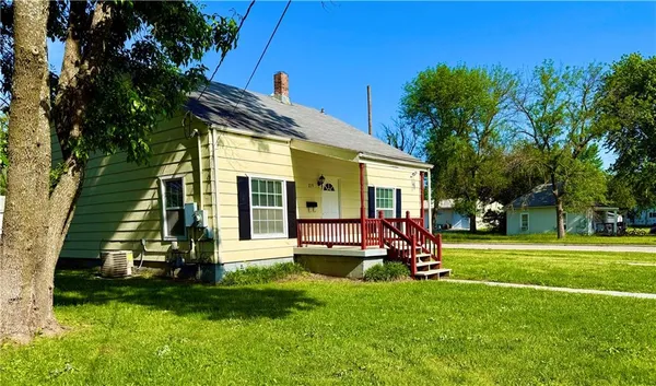 $149,999 | 219 North Tower Street, Nevada, MO 64772