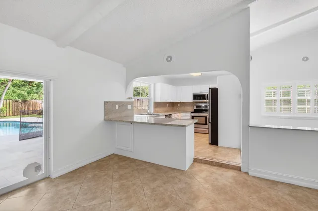 $800,000 | 2242 Gabriel Lane, West Palm Beach, FL 33406