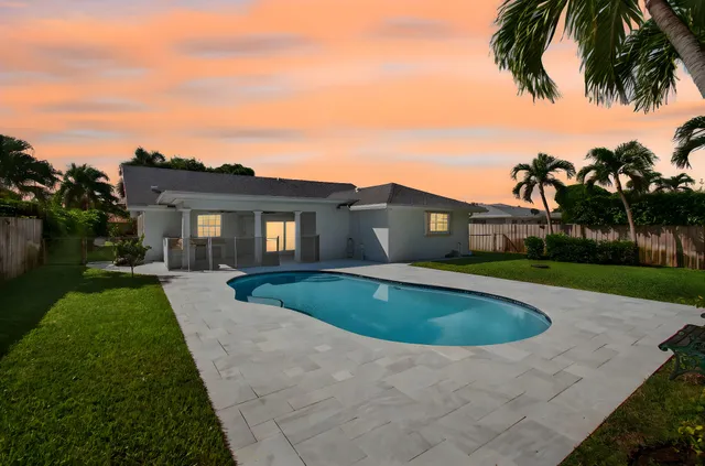 $800,000 | 2242 Gabriel Lane, West Palm Beach, FL 33406