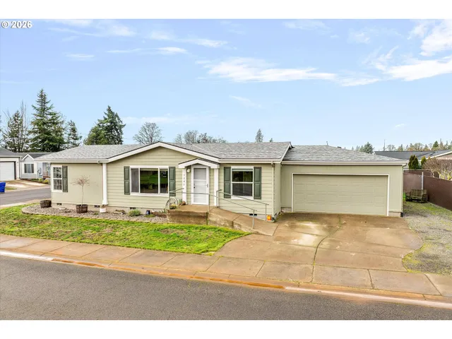 $427,000 | 1247 Boardwalk Avenue, Molalla, OR 97038