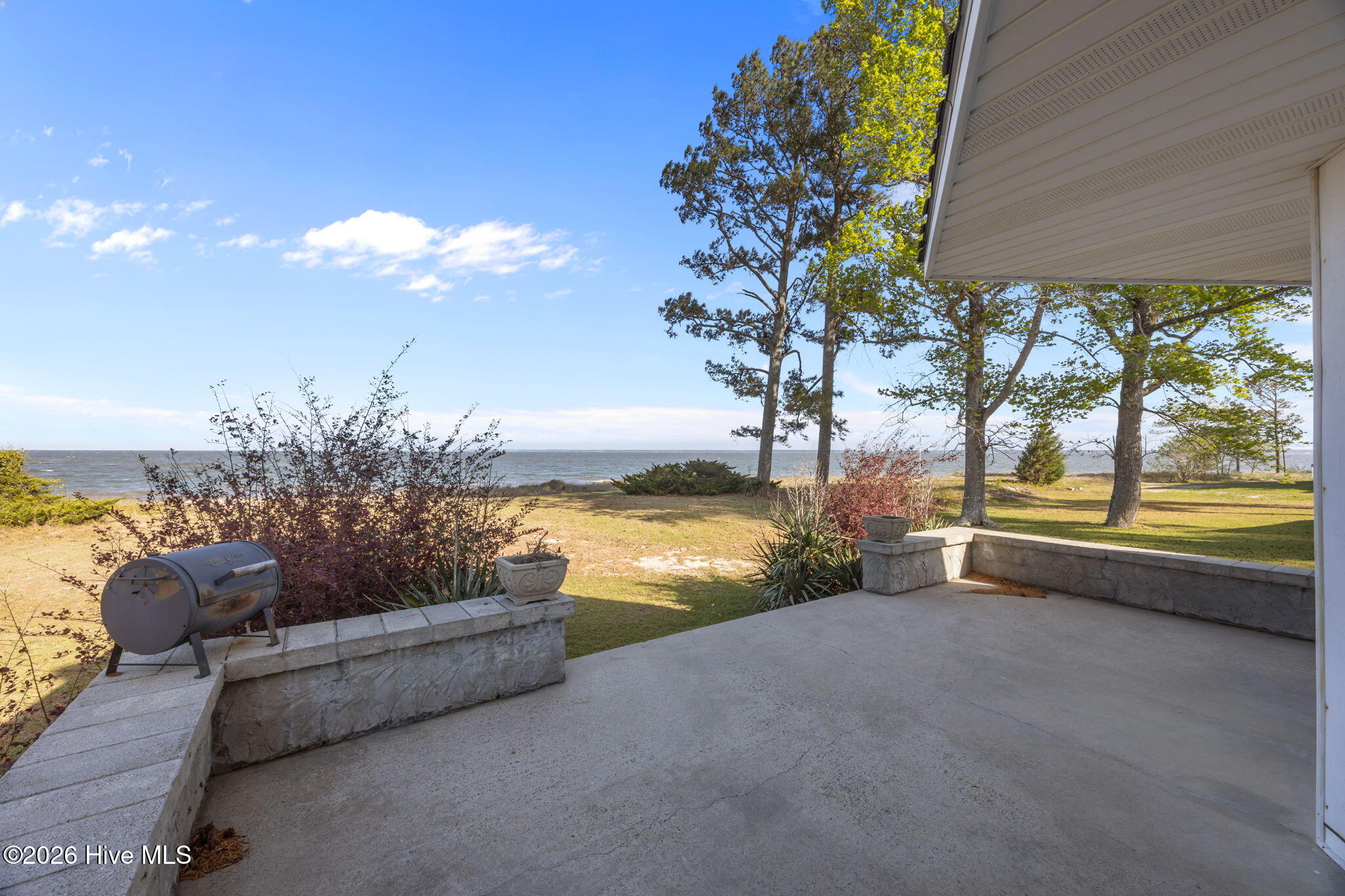 357 Wiggins Point Road Oriental, NC 28571 - Photo 5 of 15 IMG_8546