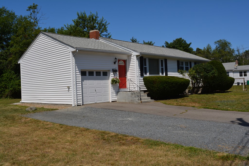 3 Janet Road Randolph, MA 02368 - Photo 2 of 30 Gallery Image 2
