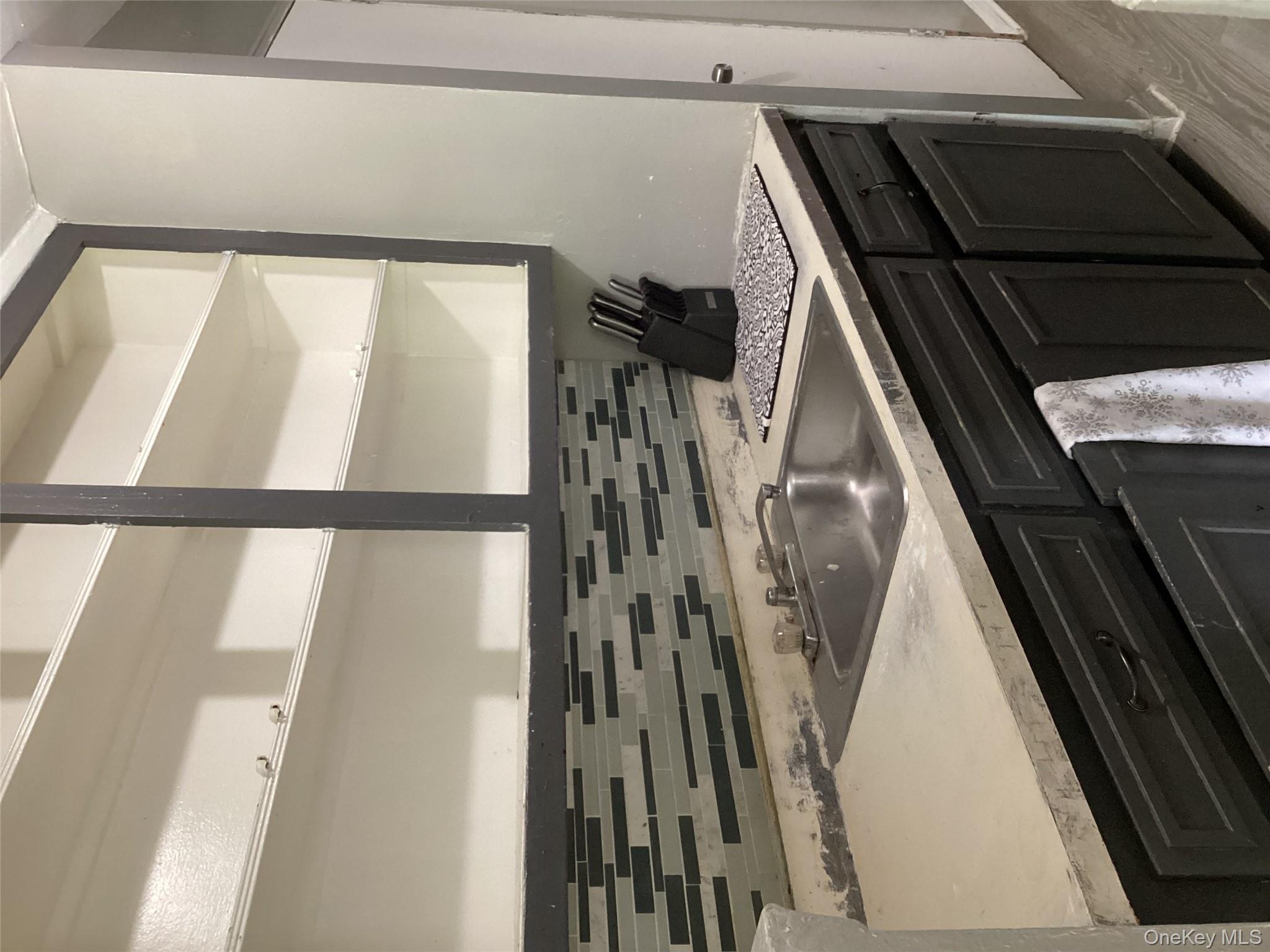 3176 Decatur Avenue, Unit 4F Bronx, NY 10467 - Photo 4 of 13 a view with a sink and a mirror