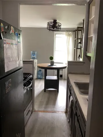 $185,000 | 3176 Decatur Avenue, Unit 4F | Norwood