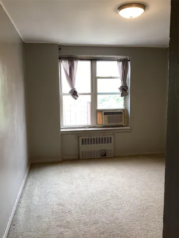 $185,000 | 3176 Decatur Avenue, Unit 4F | Norwood