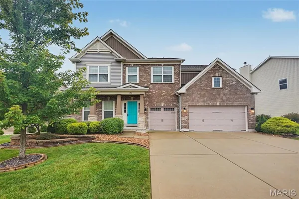 $589,900 | 152 Carlton Point Drive, Wentzville, MO 63385