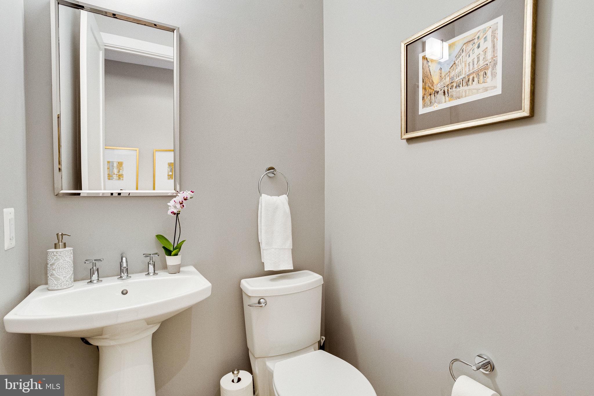 1906 Biltmore Street Northwest, Unit 1 Washington, DC 20009 - Photo 19 of 70