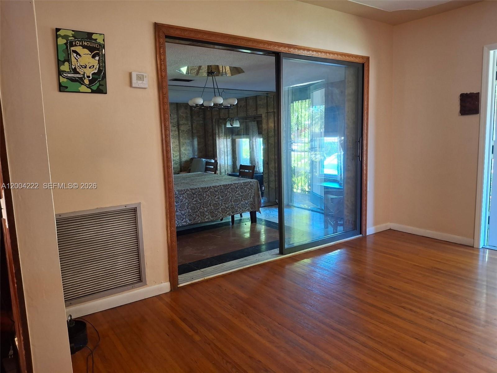 540 Southwest 39th Avenue Miami, FL 33134 - Photo 5 of 48 a view of gallery with window