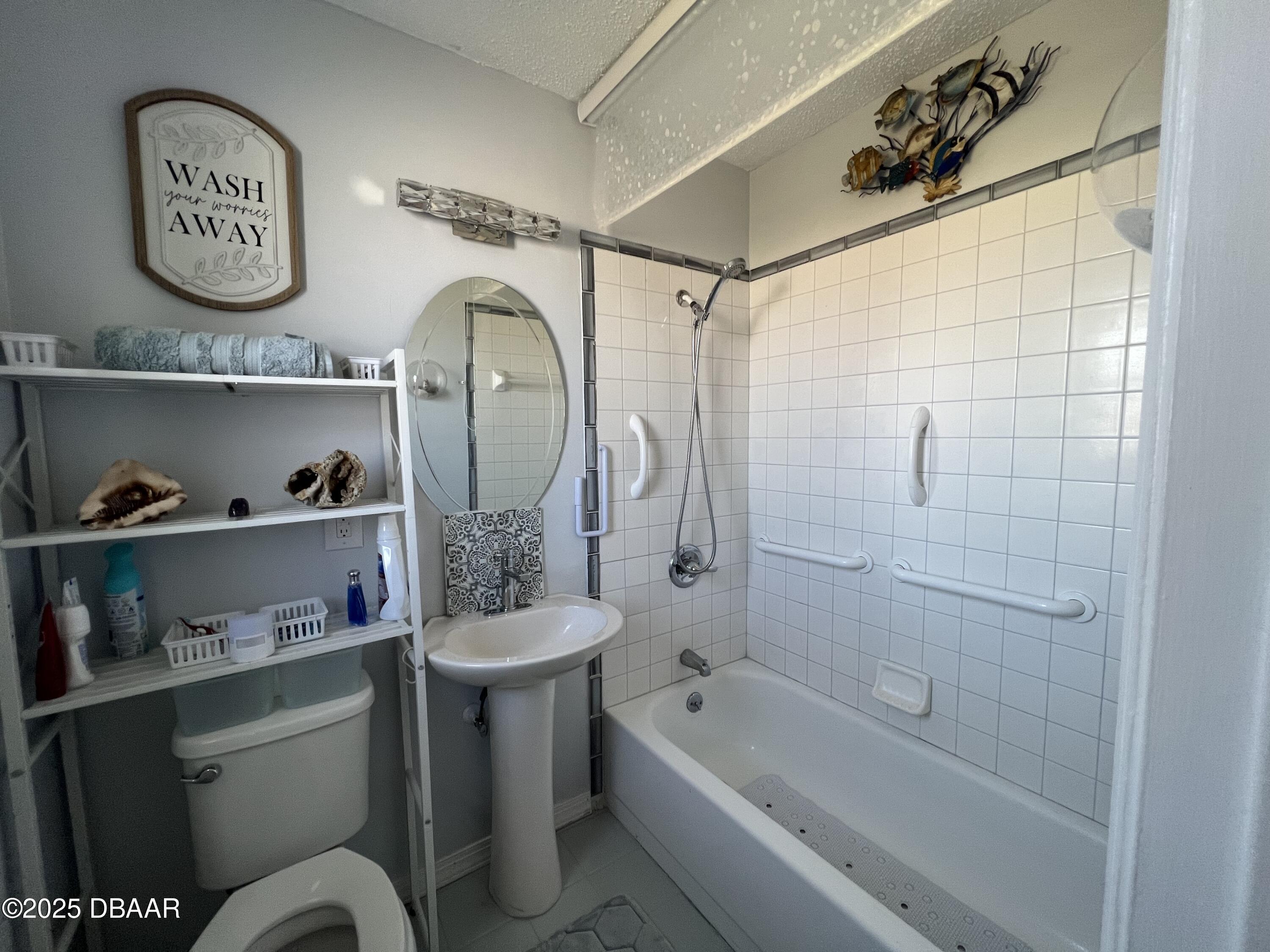 601 Robin Road, Unit B Ormond Beach, FL 32176 - Photo 21 of 28 IMG_3608