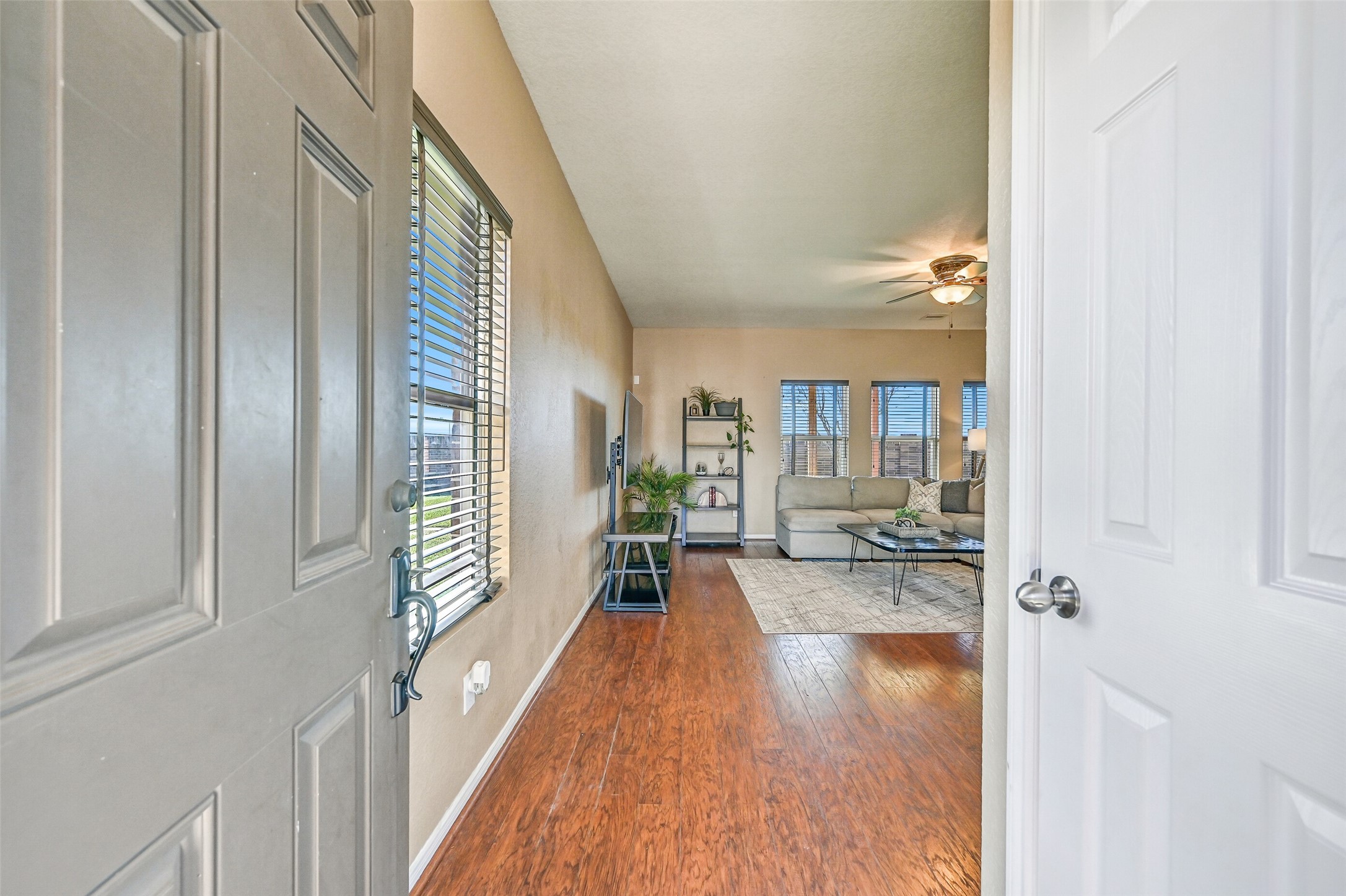 4206 Brightridge Court Rosenberg, TX 77471 - Photo 4 of 27 a view of a living room and dining room