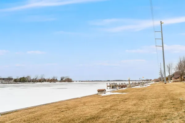 $340,000 | 1545 Arboretum Drive, Unit 327, Oshkosh, WI 54901