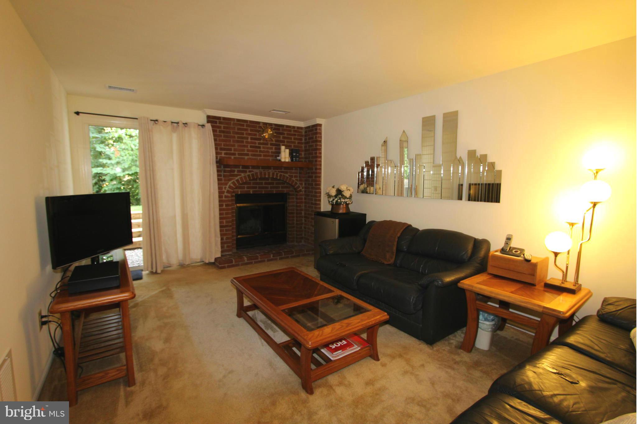 5961 Powell's Landing Road Burke, VA 22015 - Photo 17 of 26 Family Room