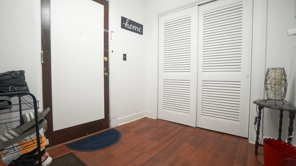 140 Chestnut Street, Unit 314 Springfield, MA 01103 - Photo 20 of 21 an entryway with wooden floor