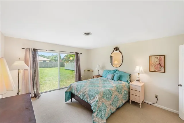 $425,000 | 1426 34th Avenue, Vero Beach, FL 32960