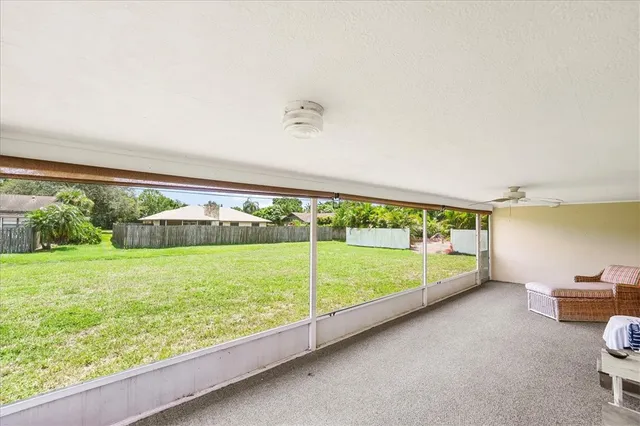 $425,000 | 1426 34th Avenue, Vero Beach, FL 32960