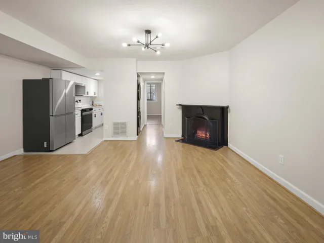 $1,999 | 59 New York Avenue Northwest, Unit B, Washington, DC 20001