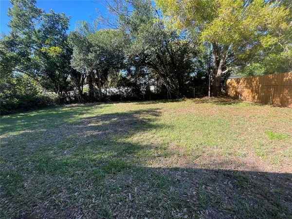 $2,300 | 5841 4th Avenue North, St. Petersburg, FL 33710