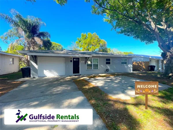 $2,300 | 5841 4th Avenue North, St. Petersburg, FL 33710