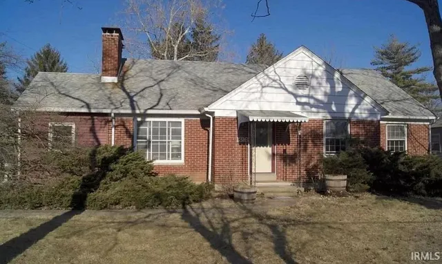 $2,225 | 1316 North Salisbury Street, West Lafayette, IN 47906