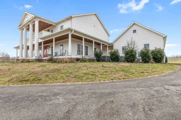 $2,499,000 | 1103 Rogues Fork Road, Bethpage, TN 37022