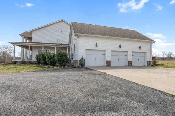 $2,499,000 | 1103 Rogues Fork Road, Bethpage, TN 37022