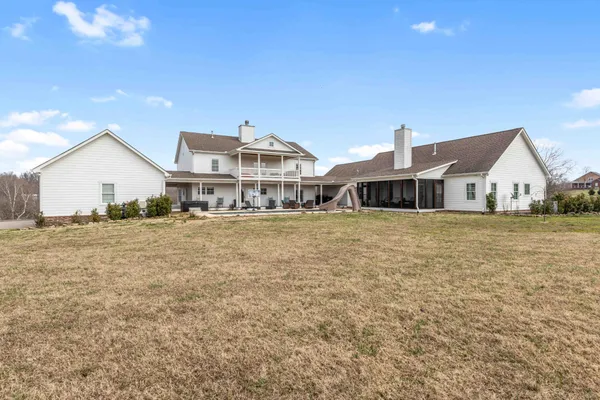 $2,499,000 | 1103 Rogues Fork Road, Bethpage, TN 37022