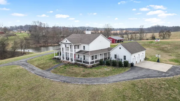 $2,499,000 | 1103 Rogues Fork Road, Bethpage, TN 37022