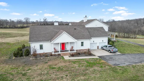 $2,499,000 | 1103 Rogues Fork Road, Bethpage, TN 37022