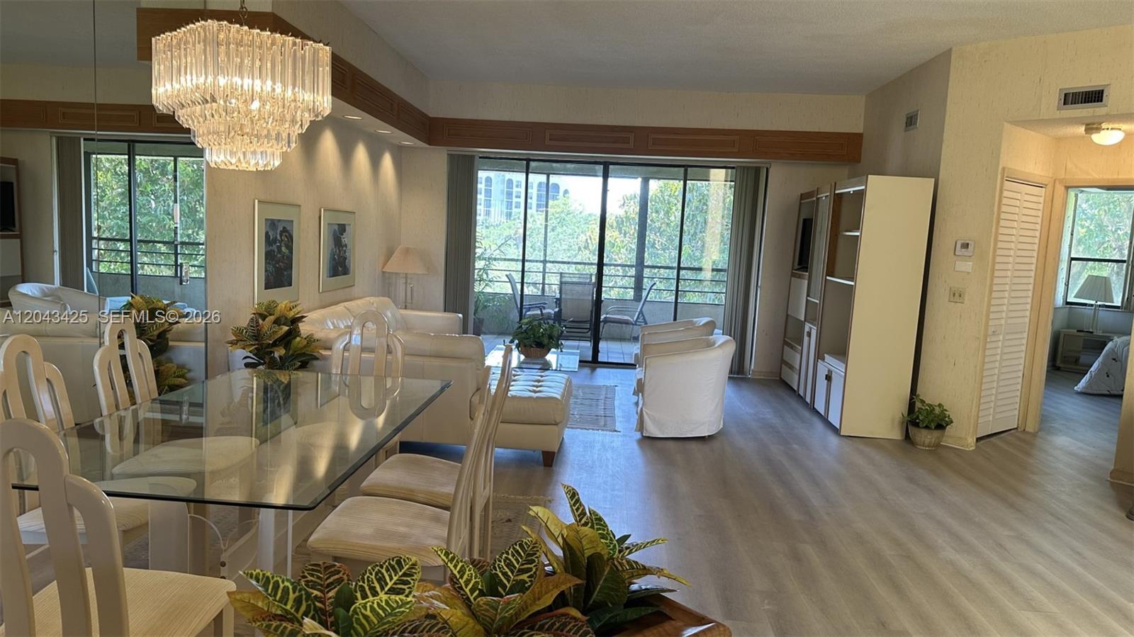 7472 La Paz Boulevard, Unit 301 Boca Raton, FL 33433 - Photo 3 of 35
