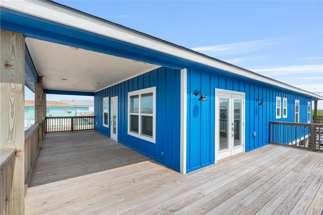 $699,000 | 113 Knickerbocker Street, Corpus Christi, TX 78418