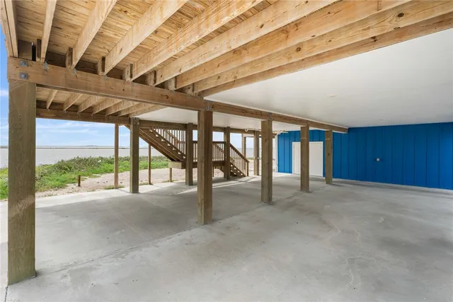 $699,000 | 113 Knickerbocker Street, Corpus Christi, TX 78418