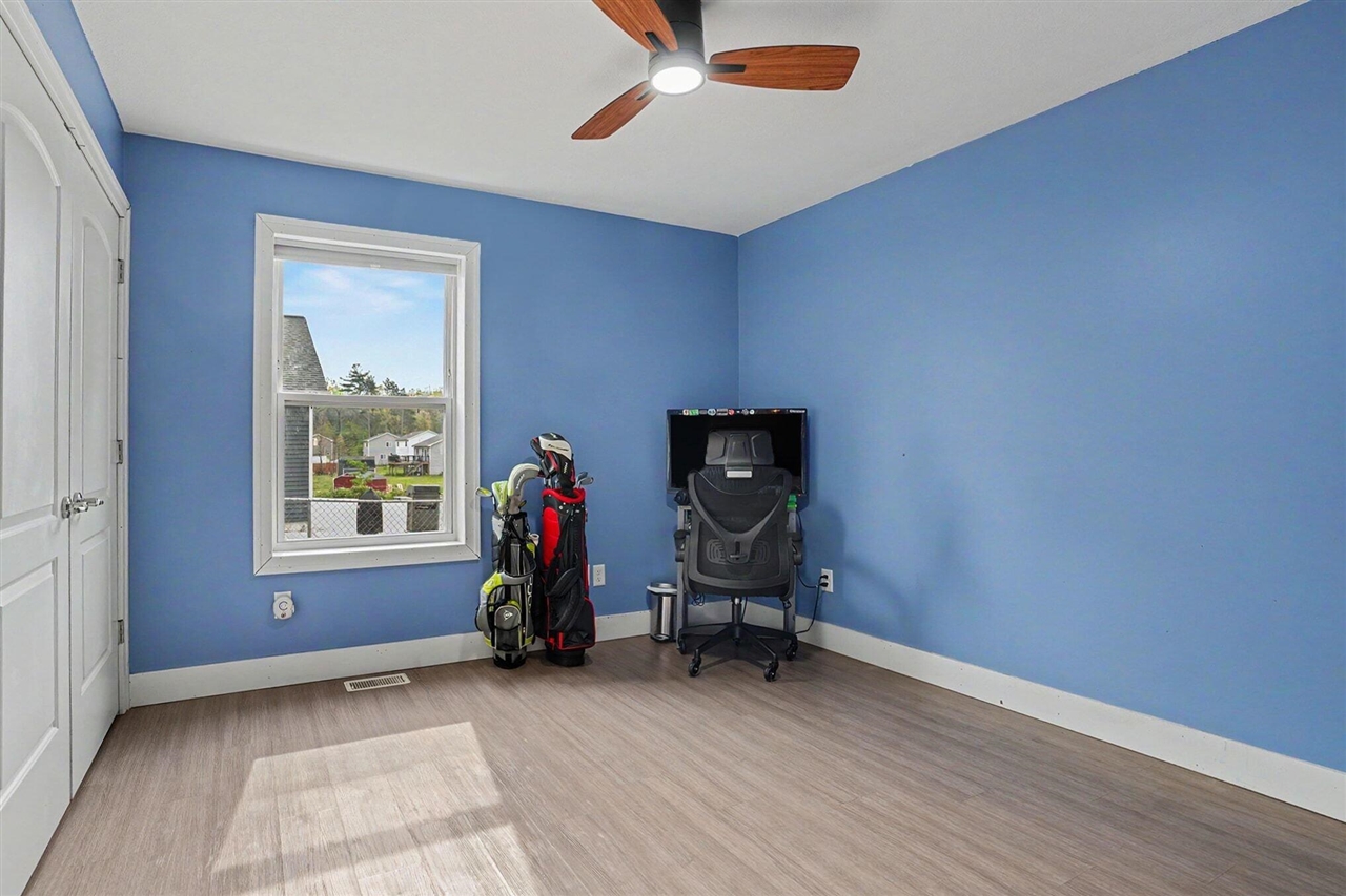 31800 Pine Ridge Circle Lawton, MI 49065 - Photo 18 of 37