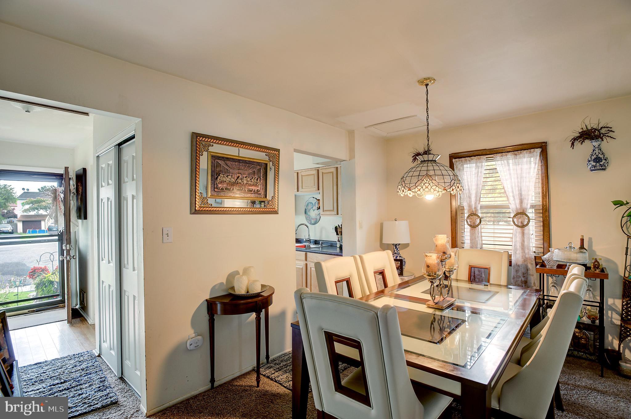 135 Reeger Avenue Hamilton, NJ 08610 - Photo 3 of 23 Gallery Image 3